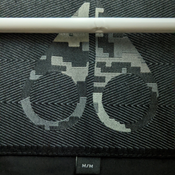 NEW - Women's Moose Knuckle Jacket - Picture 5 of 6